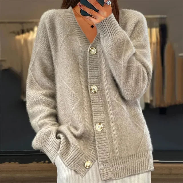 Lena Cardigan Women – Soft Cashmere Sweater with Buttons & Elegant Long Sleeves