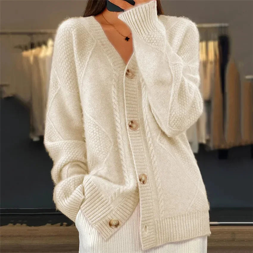Lena Cardigan Women – Soft Cashmere Sweater with Buttons & Elegant Long Sleeves