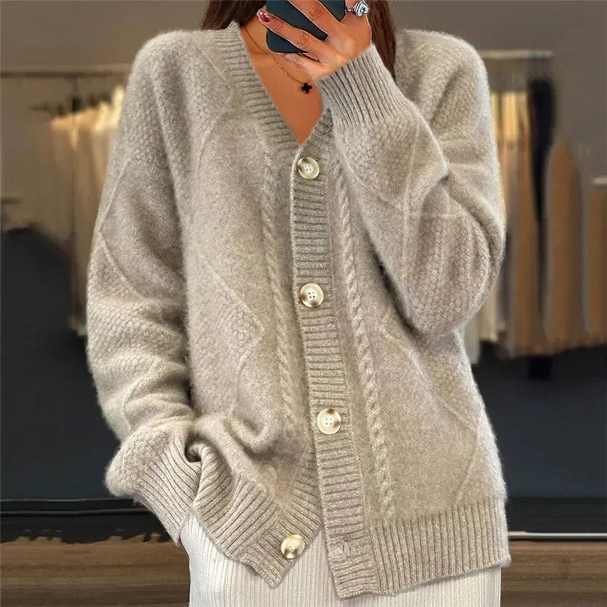 Lena Cardigan Women – Soft Cashmere Sweater with Buttons & Elegant Long Sleeves