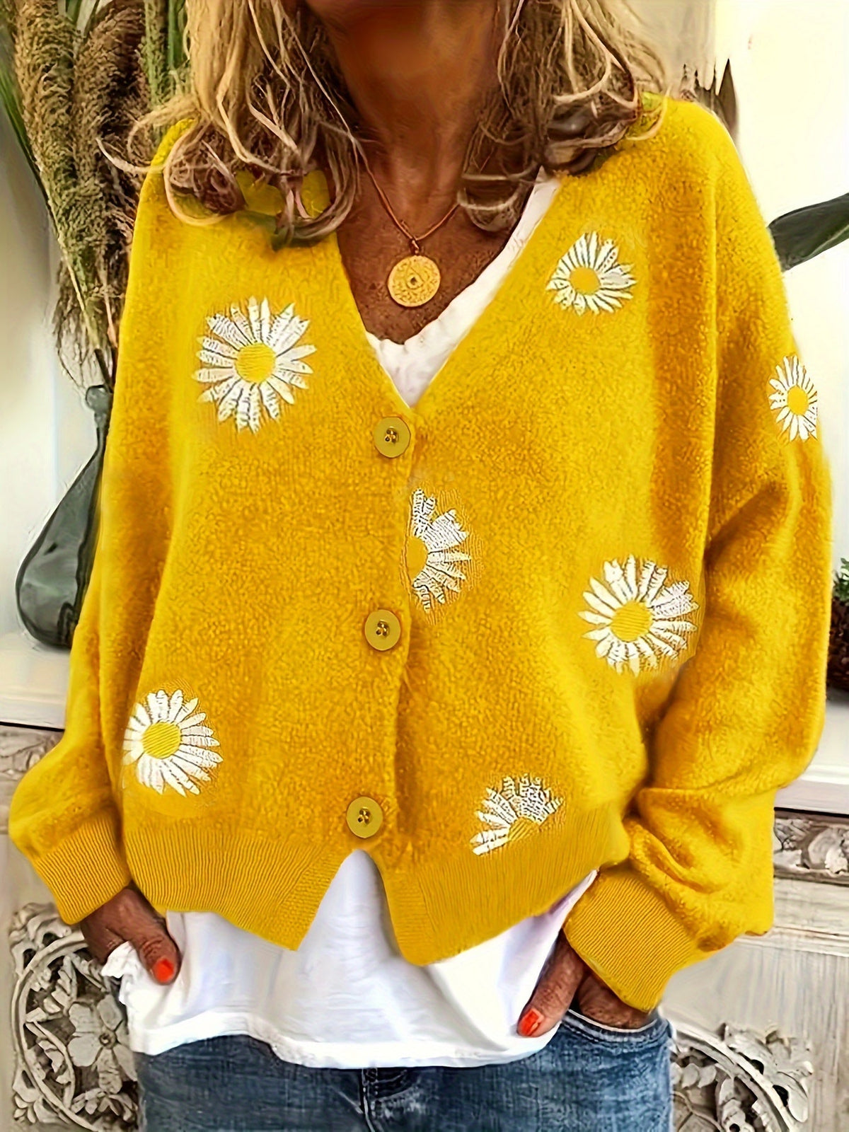Irene | Cardigan con margherite ricamate