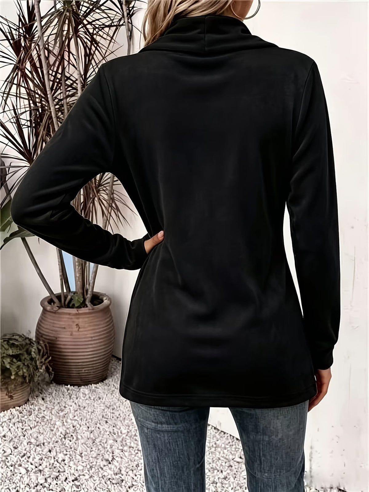 Lucrezia | Cardigan aperto con linguette abbottonate