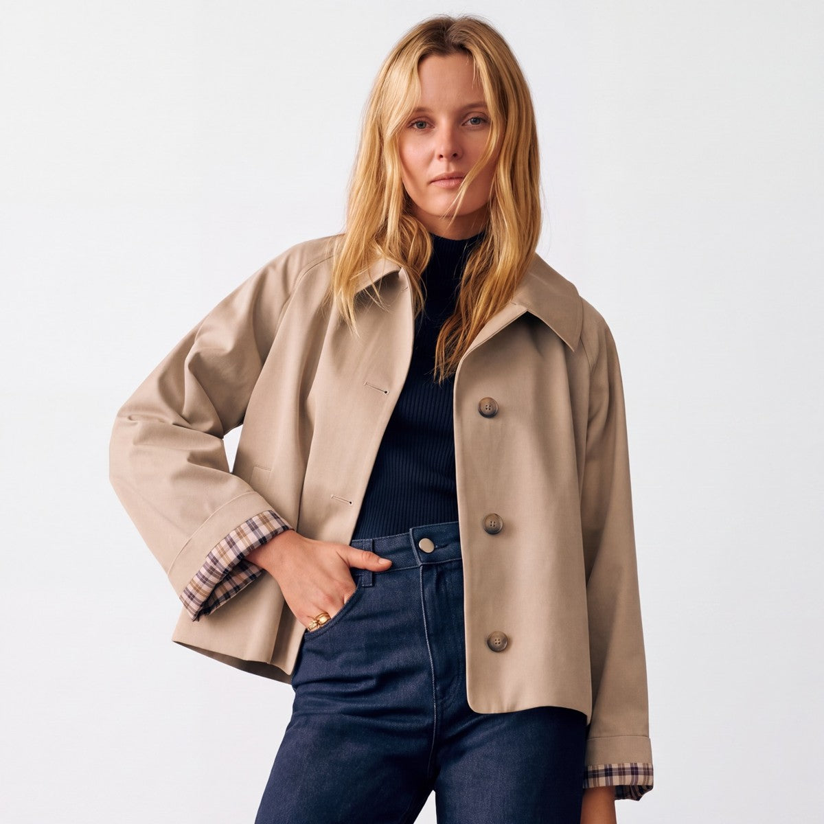Beatrix | Cropped Button-Front Jacket